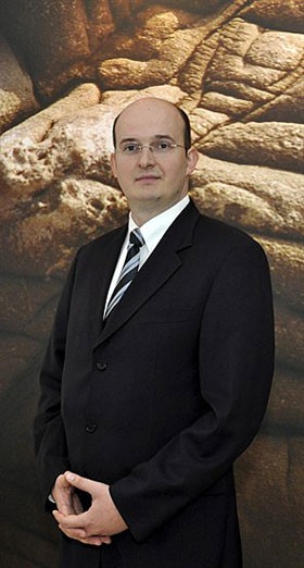 3923.dr josip tica