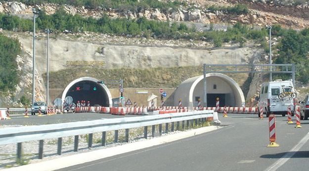 6701.tunel svrok wikipedia