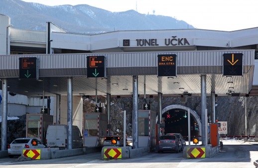 7159.tunel ucka