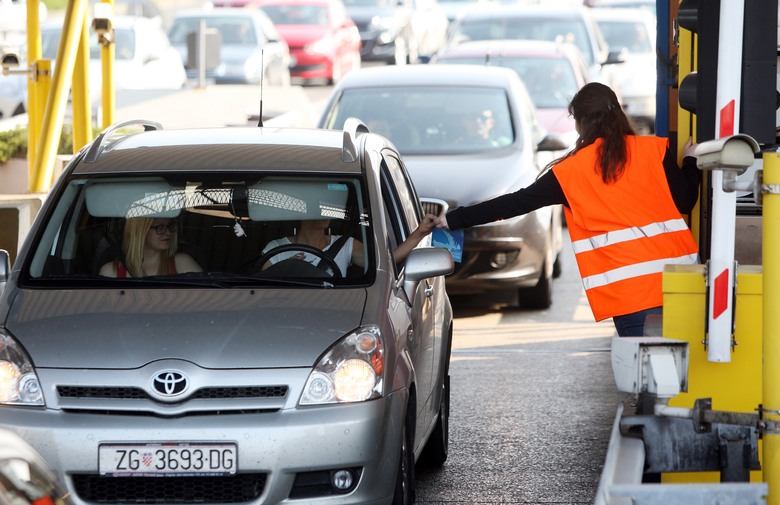 2015 12 11 200 otkaza radnicima zbog organizirane krade na na