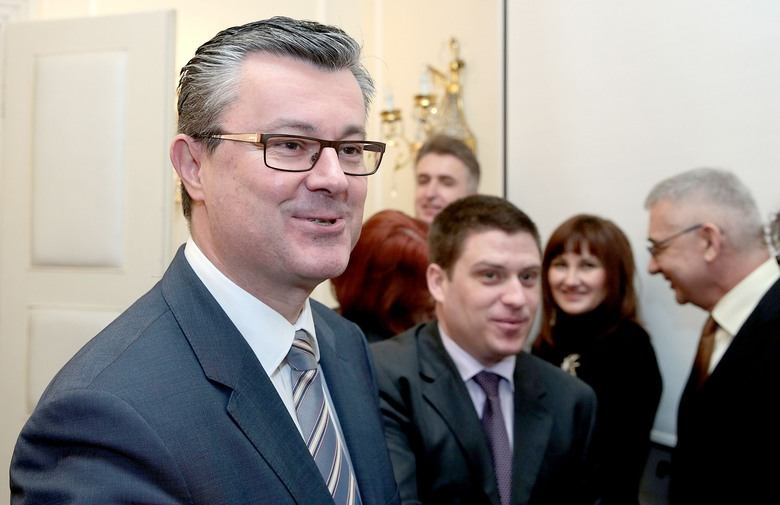 2016 2 17 mirovinci zele ulagati u hac hep i hotele oreskovi
