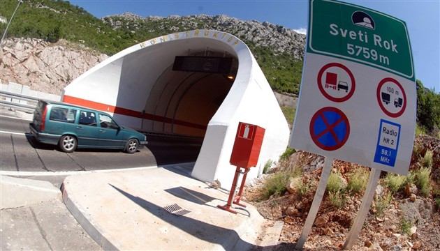 2016 4 8 stanic umjesto rukovoditelja treba smijeniti uprav