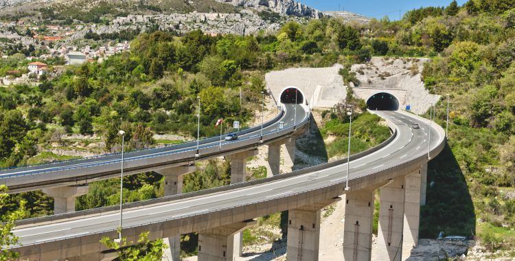 2017 8 17 prihod hac a porastao 10 7 posto na 695 7 milijuna