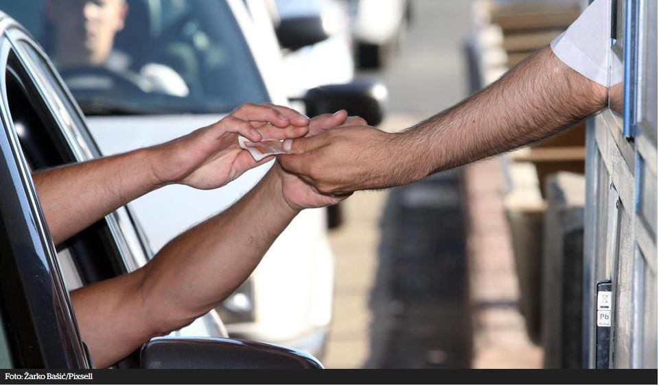 2018 1 30 zahtjev vladi ukinite naplatu cestarine na autoces