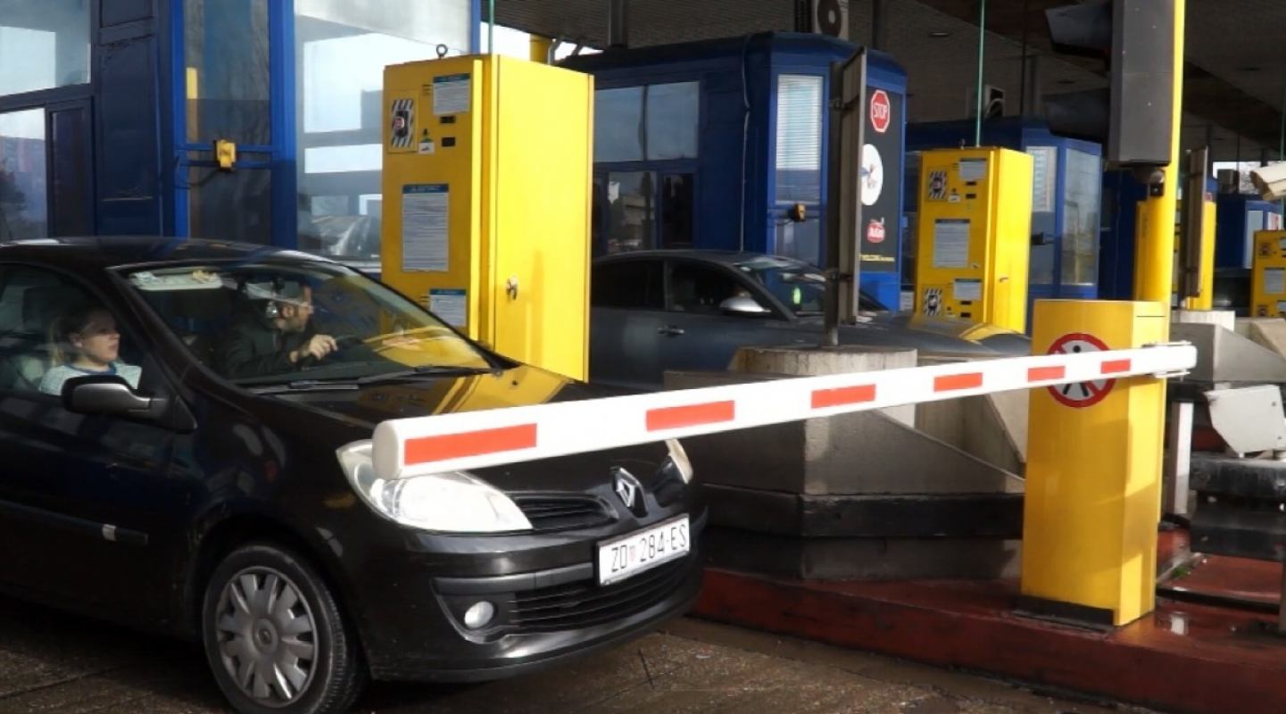 2018 2 26 situacija koja nije rijetkost na autocesti doznajt