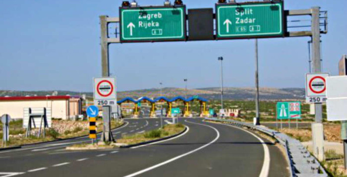 8301.naplata na autocesti