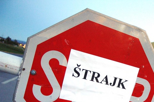 7236.strajk