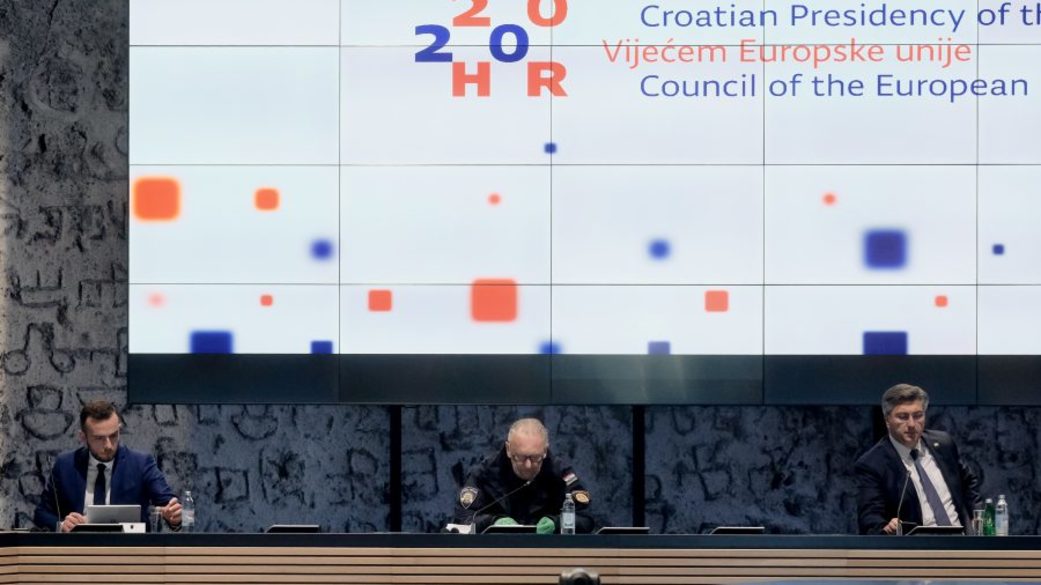 Main slika faktograf